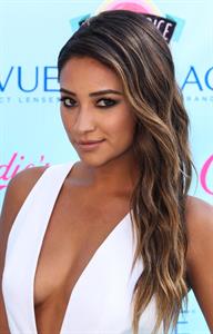 Shay Mitchell
