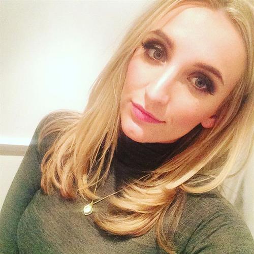 Tiffany Watson taking a selfie