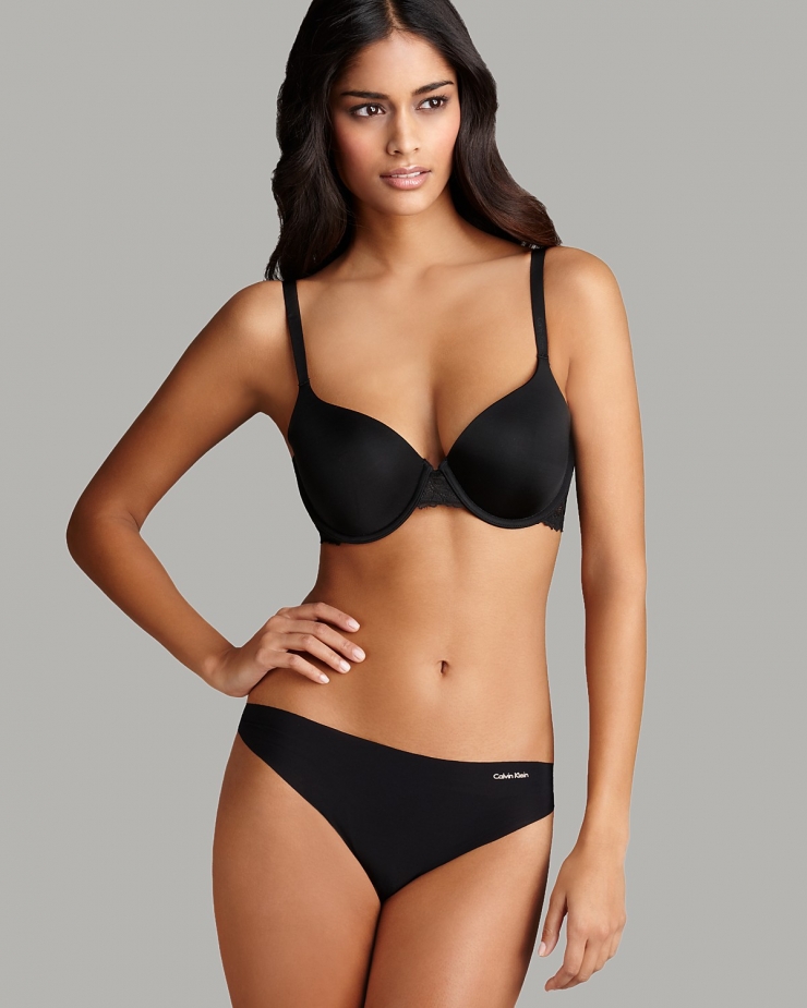 Alyssah Ali in lingerie