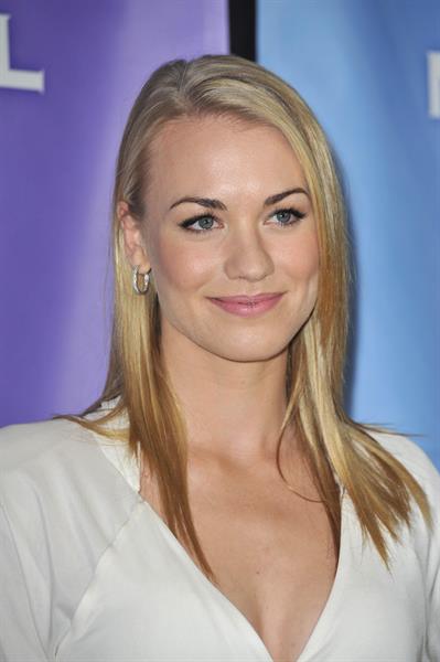Yvonne Strahovski