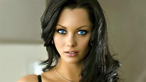 Jessica-Jane Clement