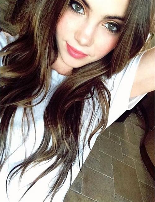 McKayla Maroney taking a selfie