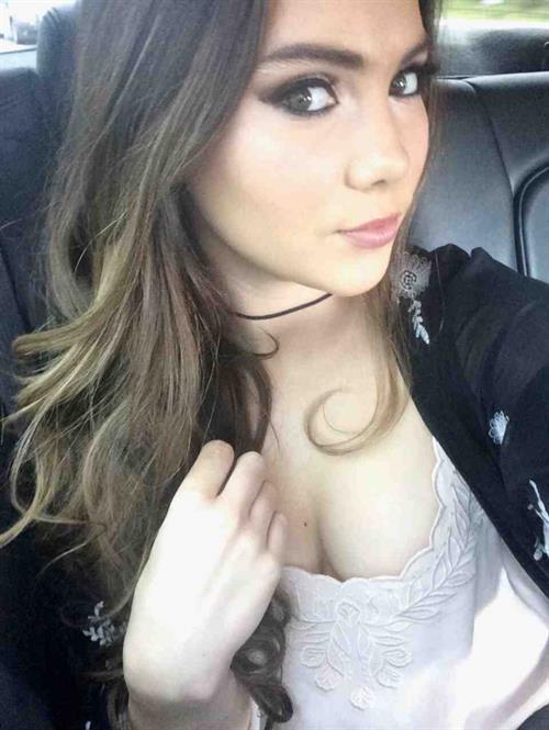 McKayla Maroney taking a selfie