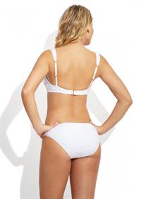 Elisandra Tomacheski in a bikini - ass