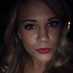 Kayla Garvey taking a selfie