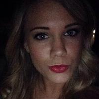 Kayla Garvey taking a selfie