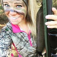 Kayla Garvey taking a selfie