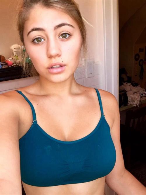 Lia Marie Johnson taking a selfie
