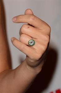 Olivia Wilde debuts her small baby bump while attending the 2013 International Women’s Media Foundation’s Courage in Journalism Awards at the Beverly Hills Hotel on Tuesday (October 29, 2013) in Beverly Hills, Calif.