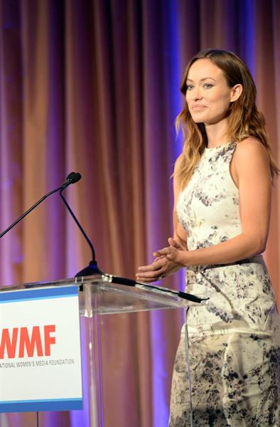 Olivia Wilde debuts her small baby bump while attending the 2013 International Women’s Media Foundation’s Courage in Journalism Awards at the Beverly Hills Hotel on Tuesday (October 29, 2013) in Beverly Hills, Calif.