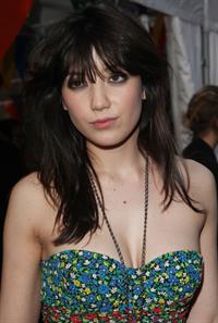 Daisy Lowe