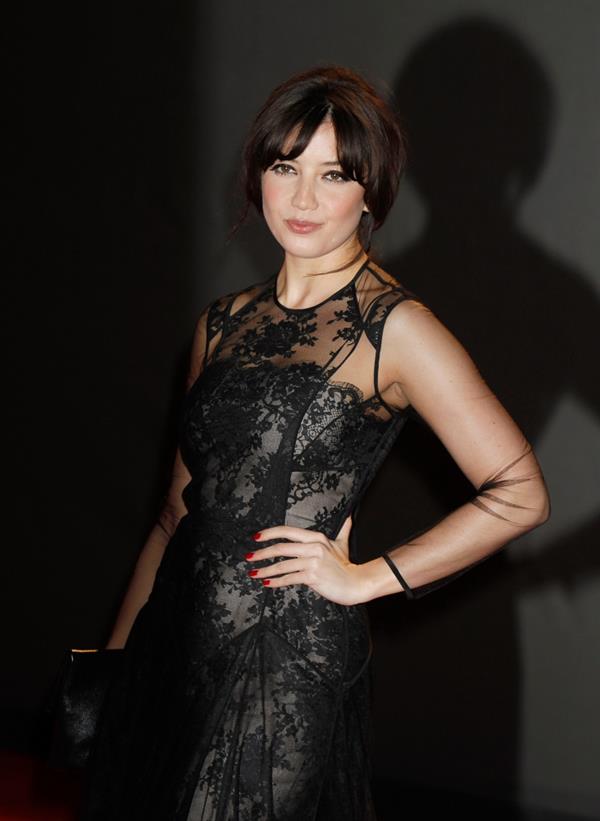 Daisy Lowe