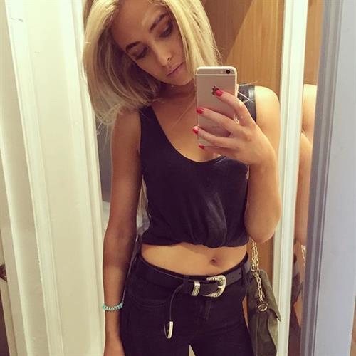 Nicola Hughes taking a selfie