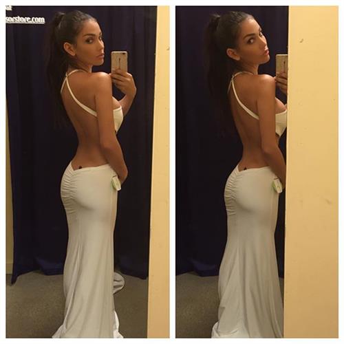 Kristina Basham taking a selfie