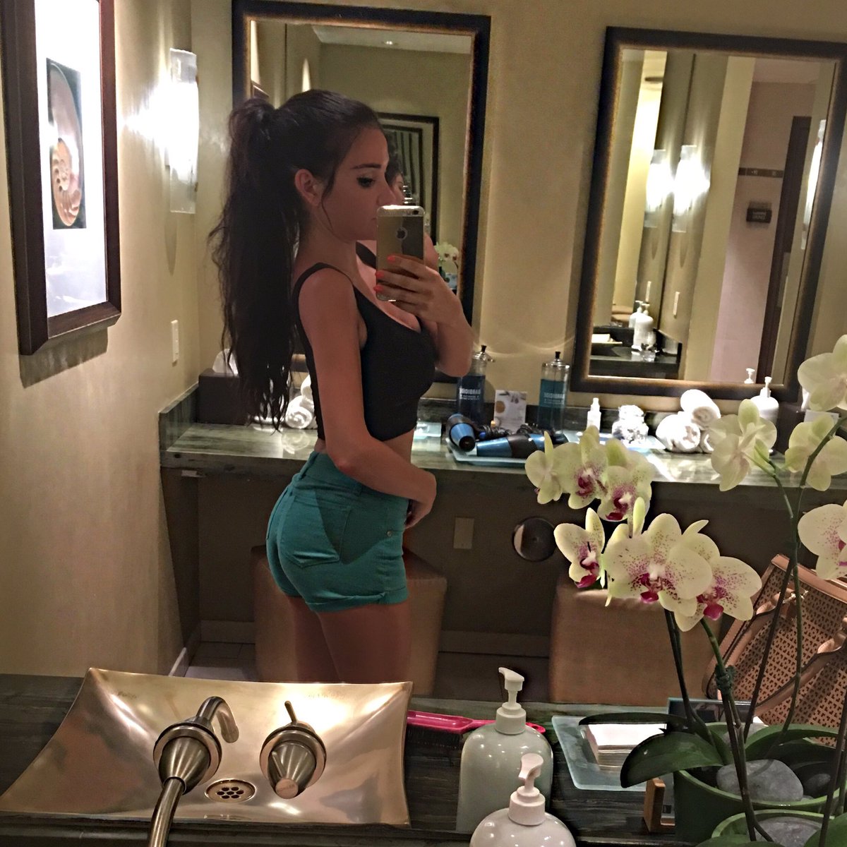 Kristina Basham taking a selfie