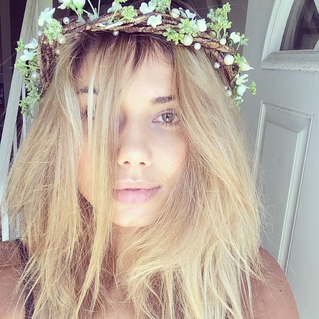 Sahara Ray taking a selfie