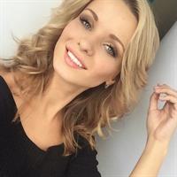 Ekaterina Enokaeva taking a selfie