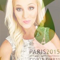 Tomi Lahren taking a selfie