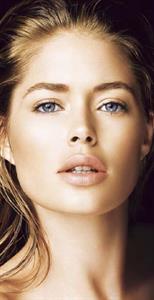 Victoria's Secret Angel Doutzen Kroes