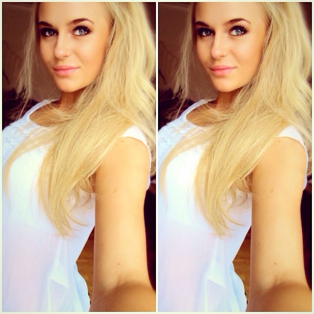 Anna Nyström taking a selfie