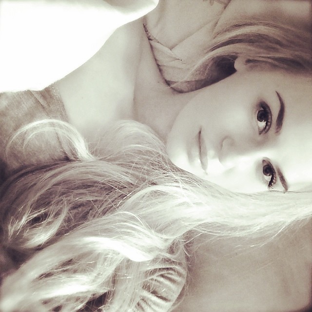 Anna Nyström taking a selfie