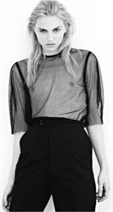 Andreja Pejić - breasts