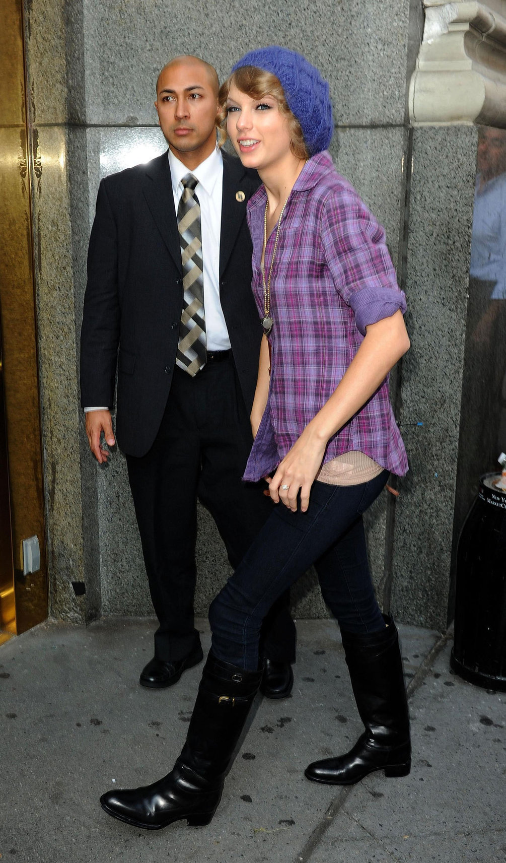 Taylor Swift arriving David Letterman Show October 26, 2010 