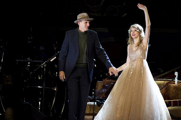 Taylor Swift and Selena Gomez performing at Madison Square Garden in New York, November 11, 2011 