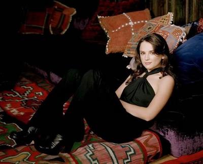 Rachael Leigh Cook