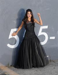 Behind the scenes of Selena Gomez's new video, 'Who Says' 