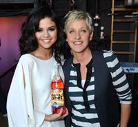 Selena Gomez at the 2010 Teen Choice Awards at the Gibson Amphitheatre on August 8 