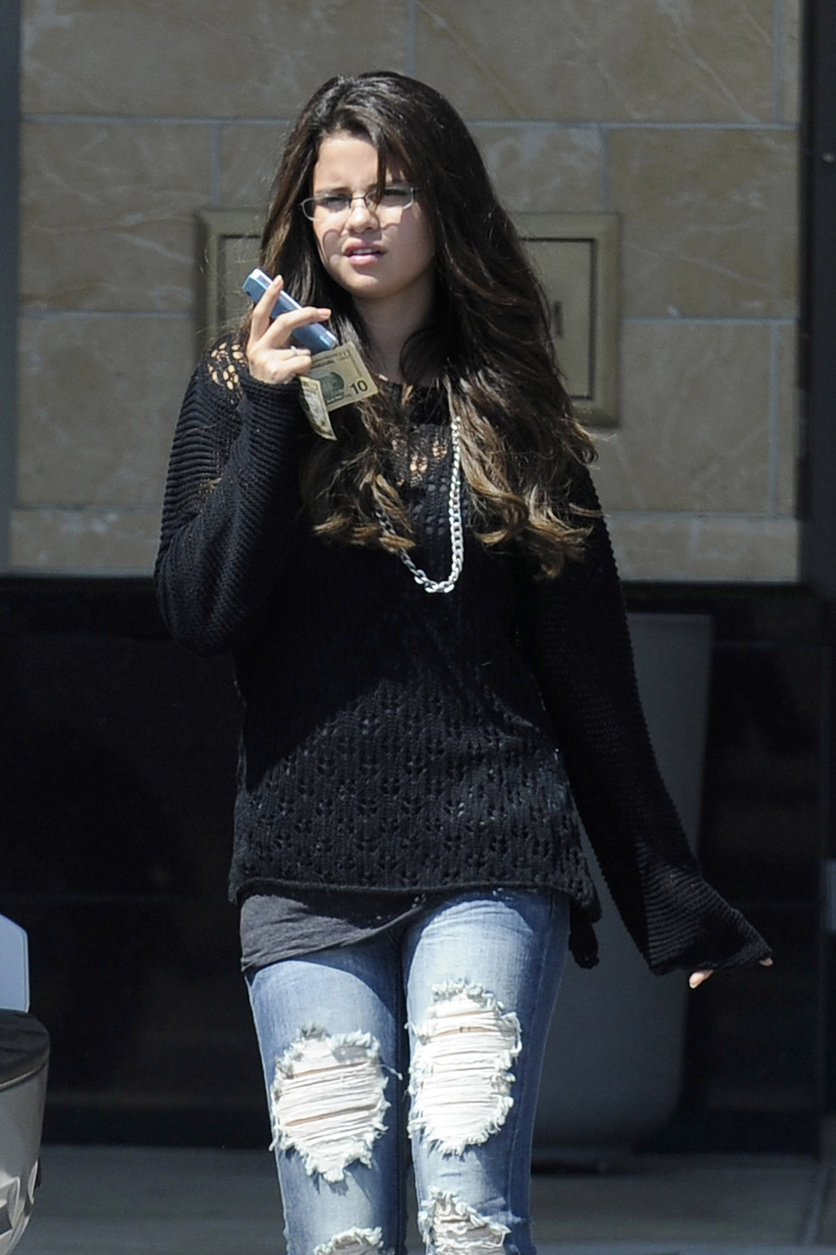 Selena Gomez in Encino - August 24, 2012