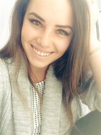 Alexis Young taking a selfie