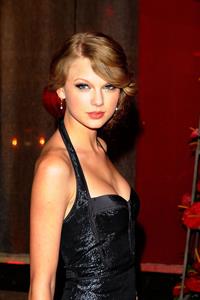 Taylor Swift at the 58th annual BMI Country Music Awards November 09, 2010 