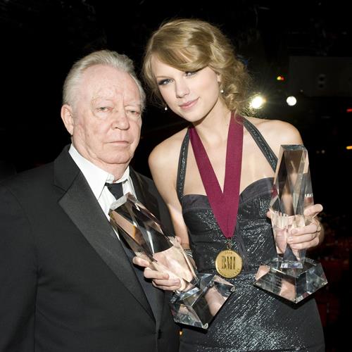 Taylor Swift at the 58th annual BMI Country Music Awards November 09, 2010 