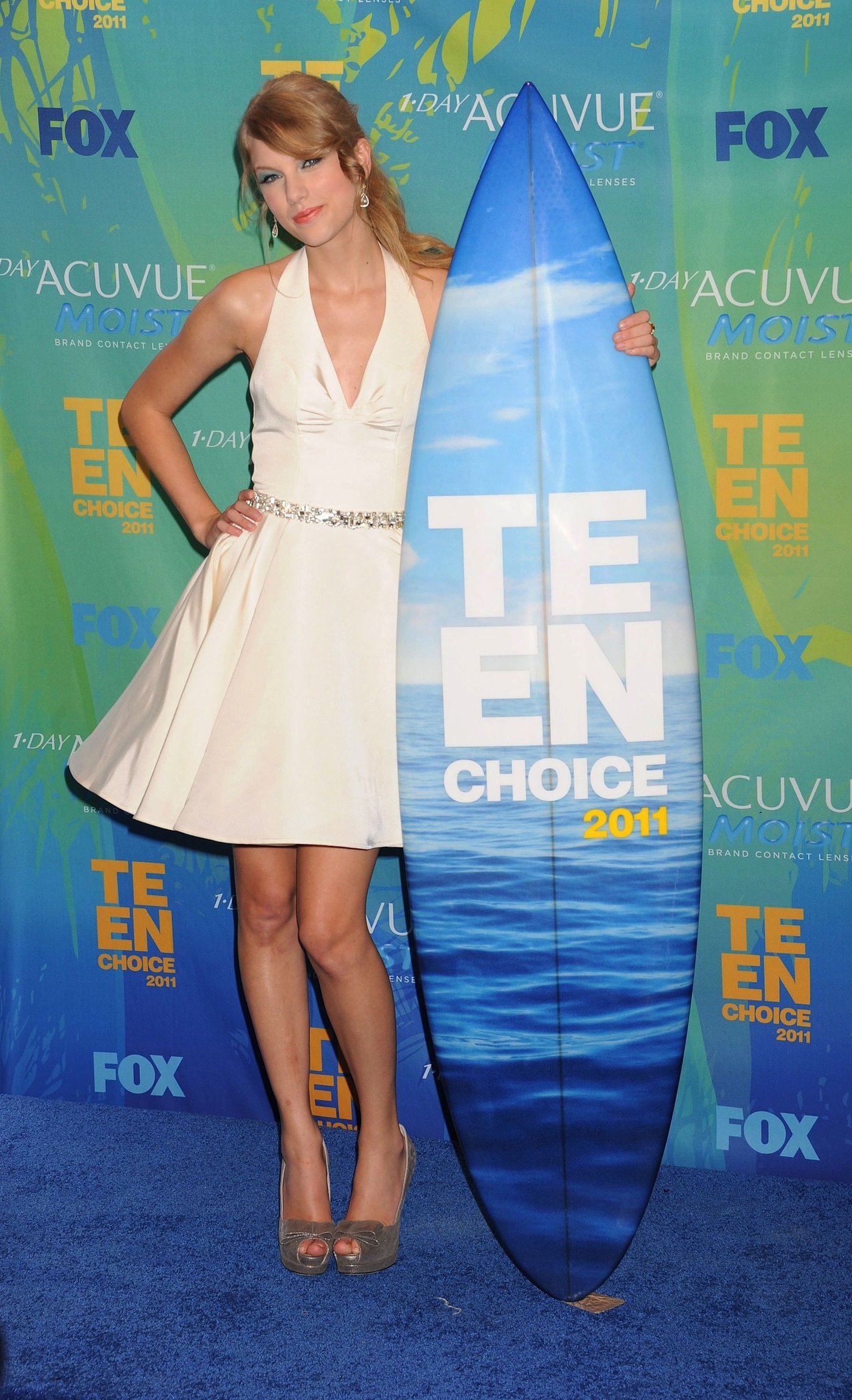 Taylor Swift at the 2011 Teen Choice Awards August 07, 2011 