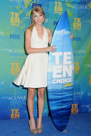 Taylor Swift at the 2011 Teen Choice Awards August 07, 2011 
