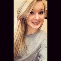 Mariah Alexis Vest taking a selfie