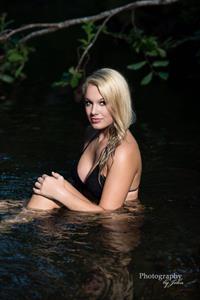 Mariah Alexis photographed by John Tipps