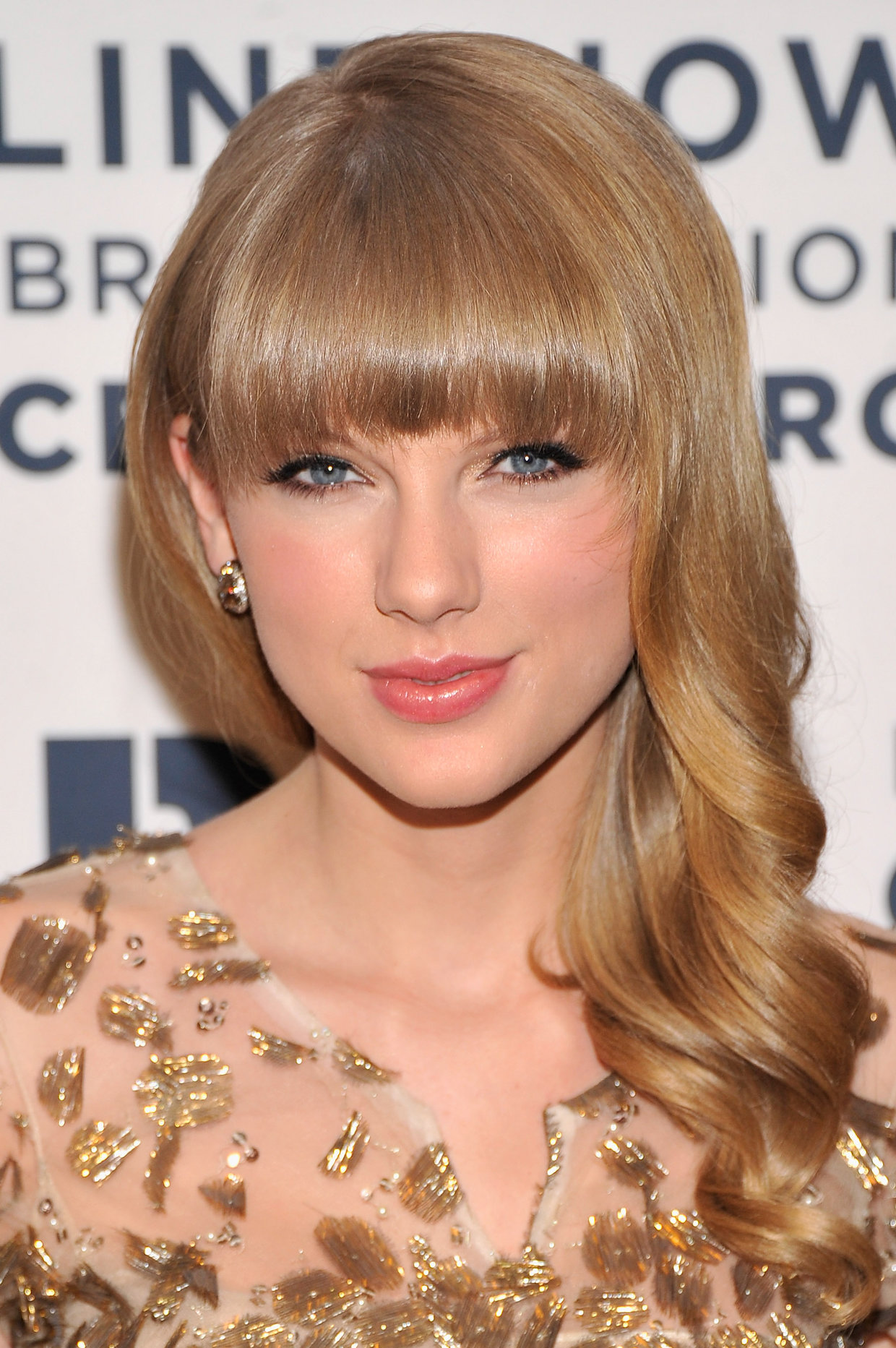Taylor Swift Ripple of Hope Gala at The New York Marriott Marquis March 12, 2012 