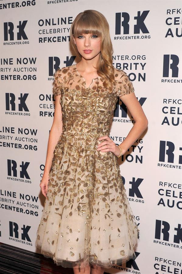 Taylor Swift Ripple of Hope Gala at The New York Marriott Marquis March 12, 2012 