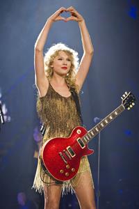 Taylor Swift performing live at Prudential Center in Newark July 19, 2011