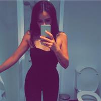 Marnie Simpson taking a selfie