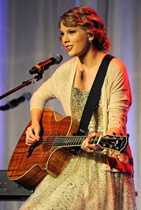 Taylor Swift 41st annual Songwriters Hall of Fame Induction Ceremony on October 16, 2011