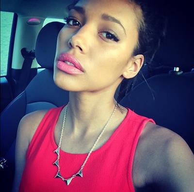 Kylie Bunbury taking a selfie