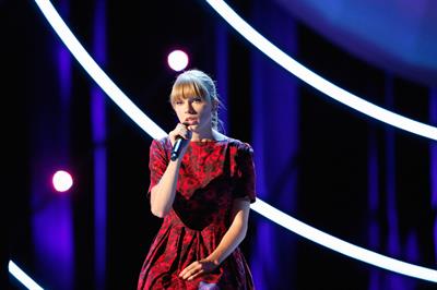 Taylor Swift - Stand Up To Cancer benefit in Los Angeles - September 7, 2012