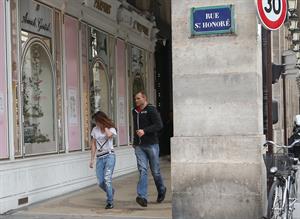 Kristen Stewart at Restaurant Le Castiglione in Paris (July 4, 2013) 