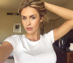 Kayla Rae Reid taking a selfie