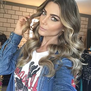 Karina Flores taking a selfie