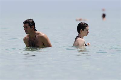Anne Hathaway on a Beach in Miami 11 05 12 